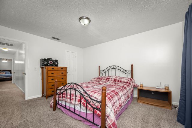 4906 Laura Jeanne Blvd, Murfreesboro, TN 37129