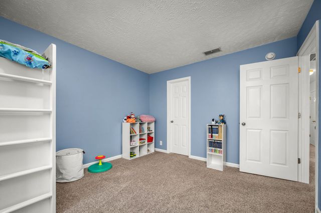 4906 Laura Jeanne Blvd, Murfreesboro, TN 37129