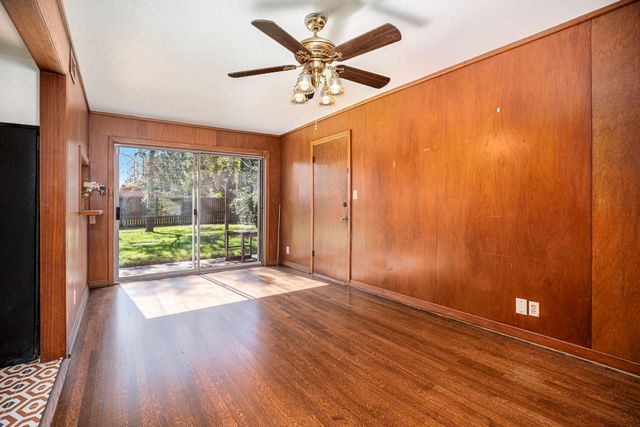 6325 Rowan Lane, Houston, TX 77074