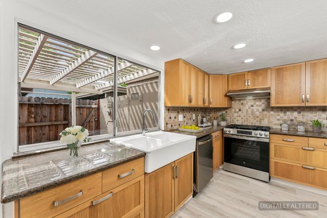 2368 Via Camino Ave, Carmichael, CA 95608