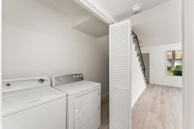 2368 Via Camino Ave, Carmichael, CA 95608