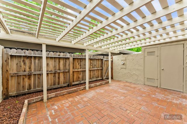 2368 Via Camino Ave, Carmichael, CA 95608