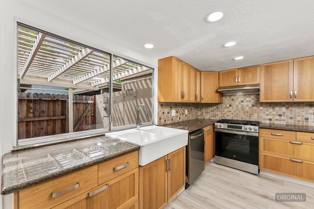 2368 Via Camino Ave, Carmichael, CA 95608