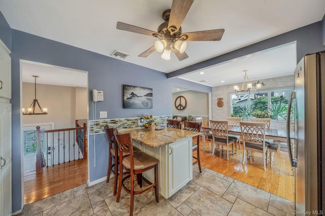 6 Warbler Lane, Commack, NY 11725