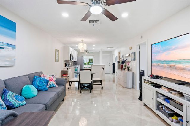 13984 VIA FLORA C, Delray Beach, FL 33484