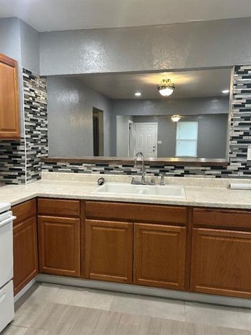 1621 NE 14th Street, Oklahoma City, OK 73117