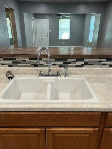 1621 NE 14th Street, Oklahoma City, OK 73117