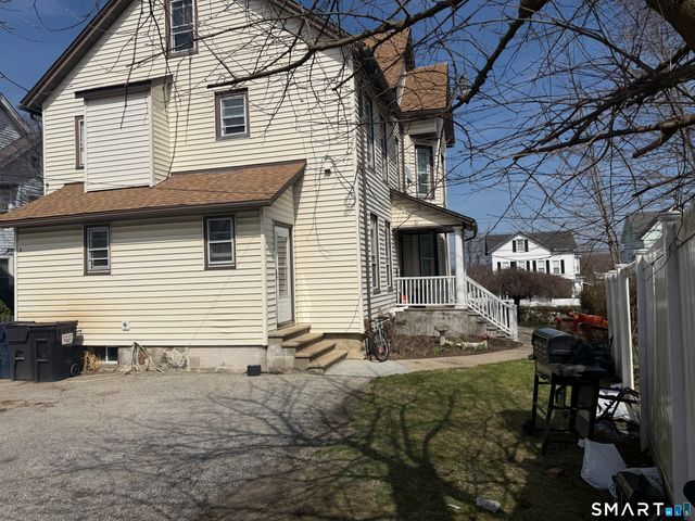 16 McDermott Street, Danbury, CT 06810