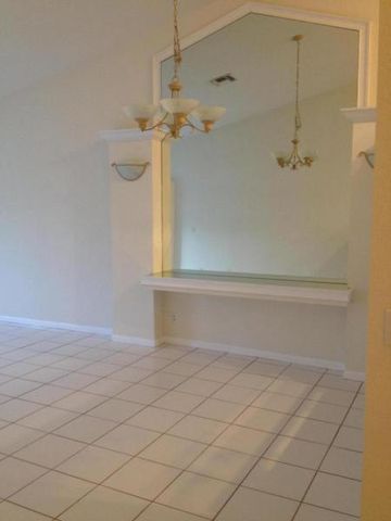 8432 Cargill Point, West Palm Beach, FL 33411