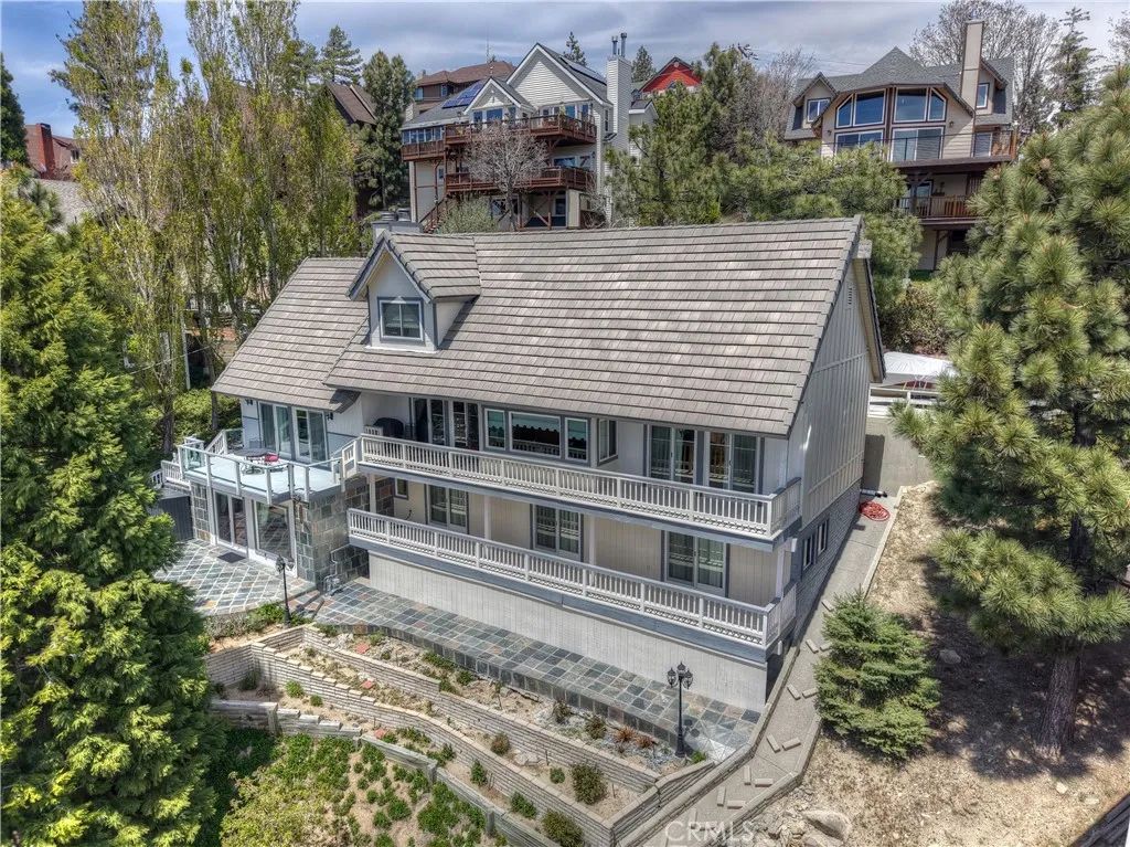 Image 19 of property listing at 27720 St Bernard Lane, Lake Arrowhead, CA 92352
