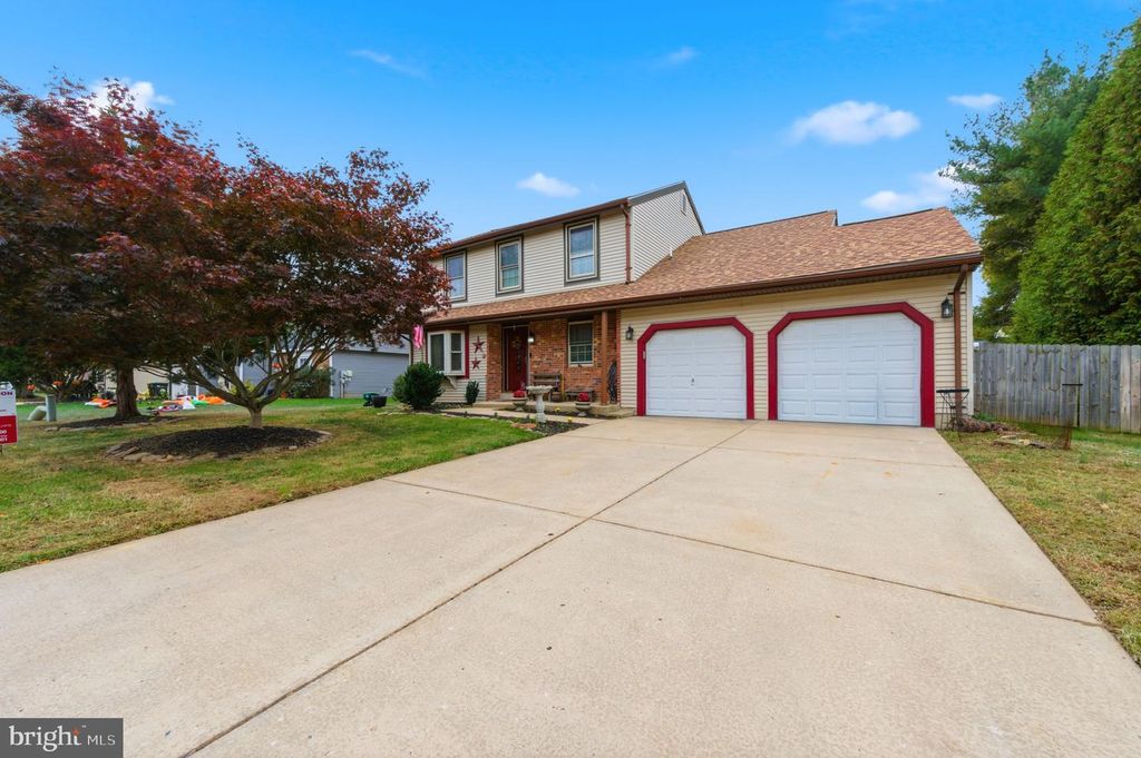 247 W BYNUM, Bear, DE 19701