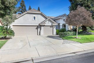 2735 Swift Avenue, Clovis, CA 93611