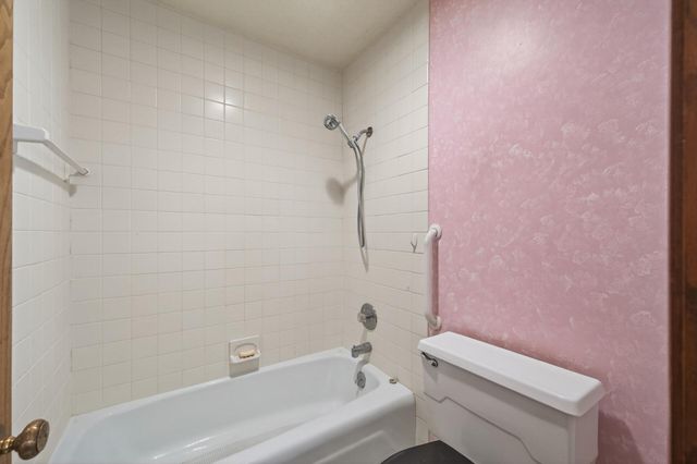 187 Valleyside Drive, Saint Paul, MN 55119