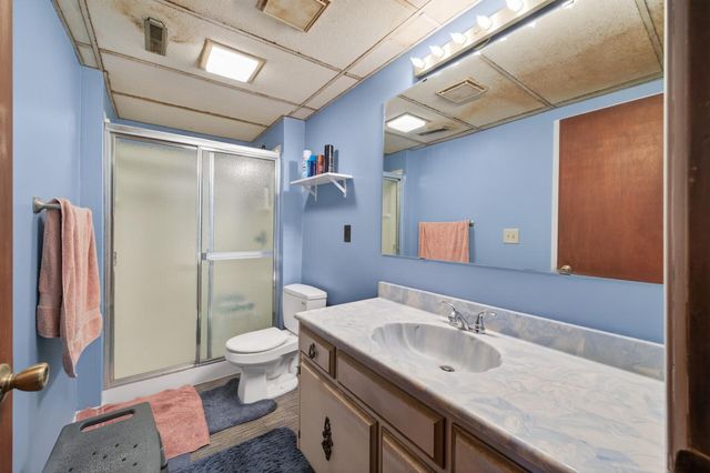 187 Valleyside Drive, Saint Paul, MN 55119