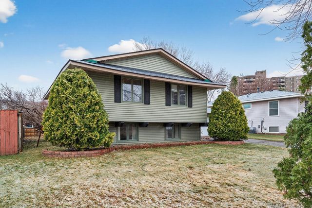 187 Valleyside Drive, Saint Paul, MN 55119