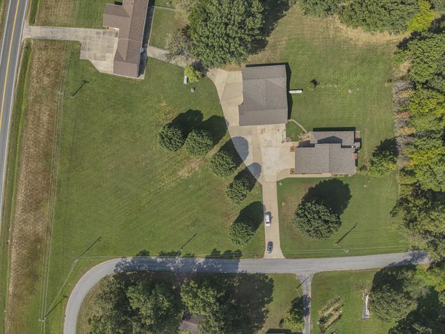 390 Windy Hills Circle, Calvert City, KY 42029