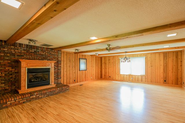 390 Windy Hills Circle, Calvert City, KY 42029