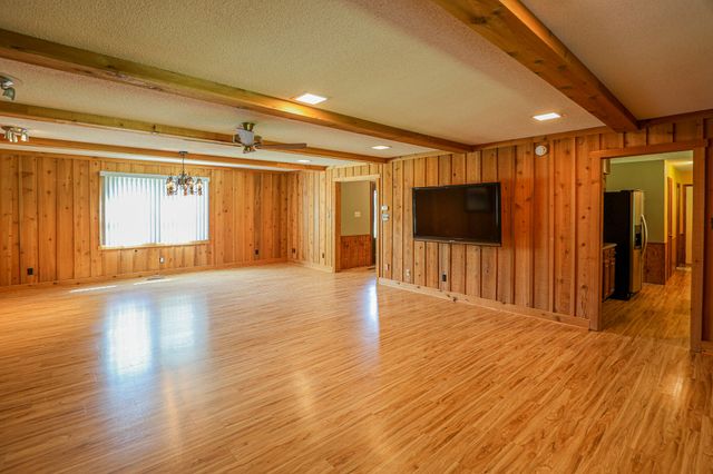 390 Windy Hills Circle, Calvert City, KY 42029
