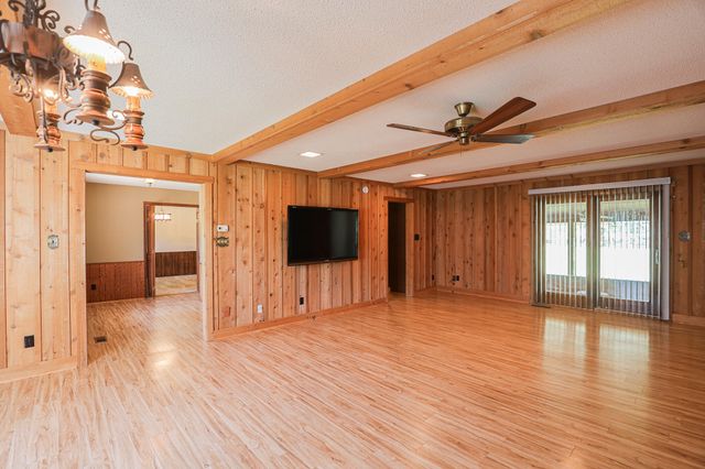 390 Windy Hills Circle, Calvert City, KY 42029