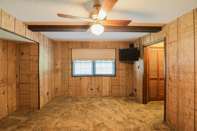390 Windy Hills Circle, Calvert City, KY 42029