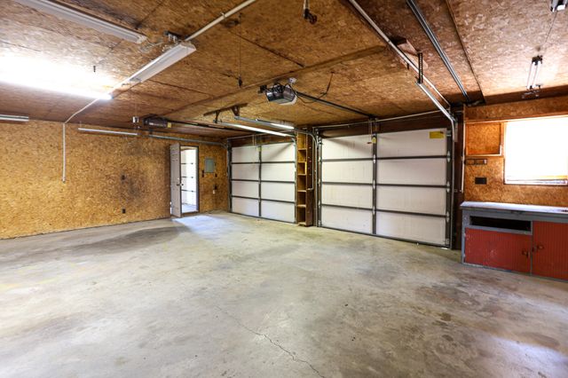 390 Windy Hills Circle, Calvert City, KY 42029