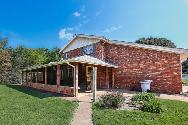 390 Windy Hills Circle, Calvert City, KY 42029