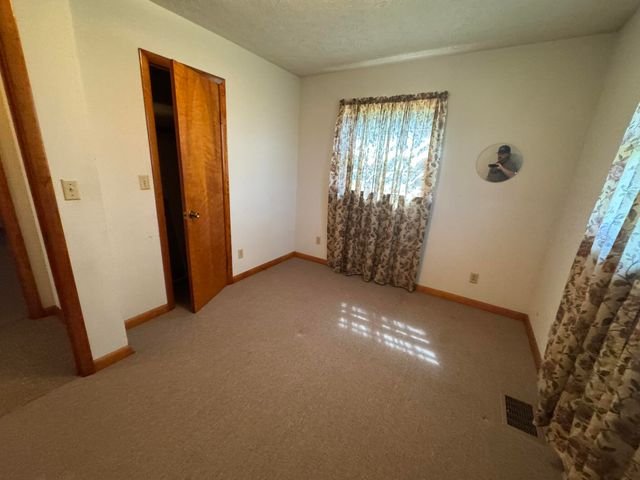 260 Old Hwy 910 1, Russell Springs, KY 42642