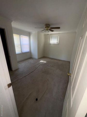 6001 N Harvey Street, Westland, MI 48185