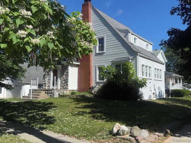 6001 N Harvey Street, Westland, MI 48185
