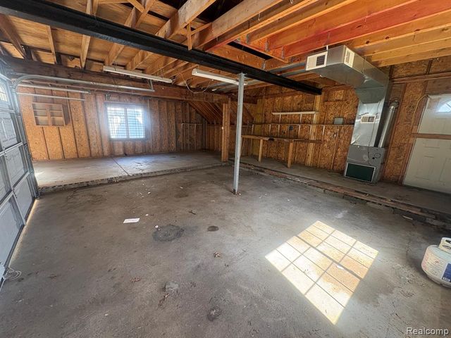 6001 N Harvey Street, Westland, MI 48185