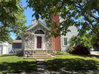 6001 N Harvey Street, Westland, MI 48185