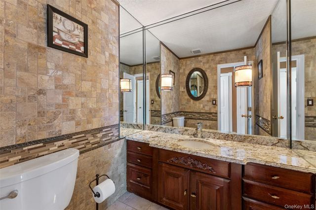 3 Tor Terrace, New City, NY 10956