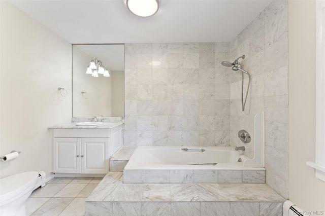 3 Tor Terrace, New City, NY 10956