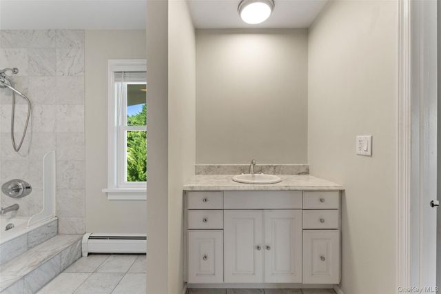 3 Tor Terrace, New City, NY 10956