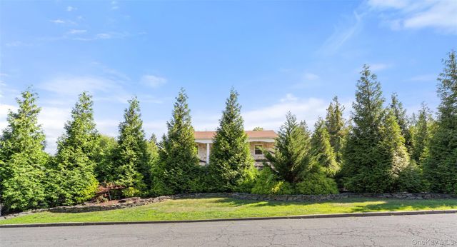 3 Tor Terrace, New City, NY 10956