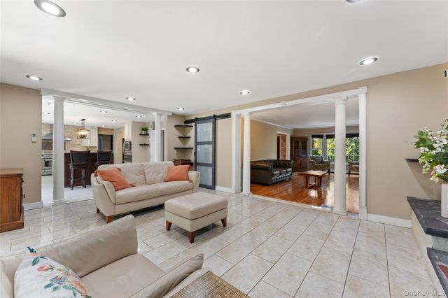 3 Tor Terrace, New City, NY 10956