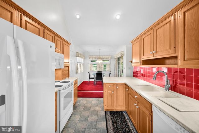 114 HILL RD, Blandon, PA 19510