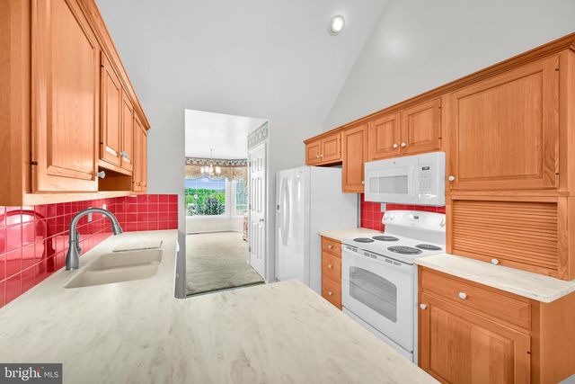 114 HILL RD, Blandon, PA 19510
