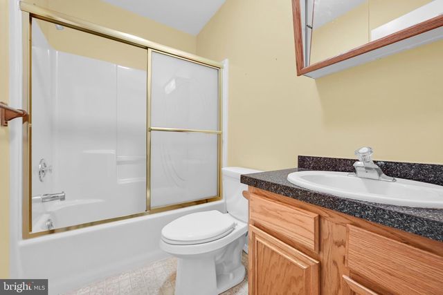 114 HILL RD, Blandon, PA 19510