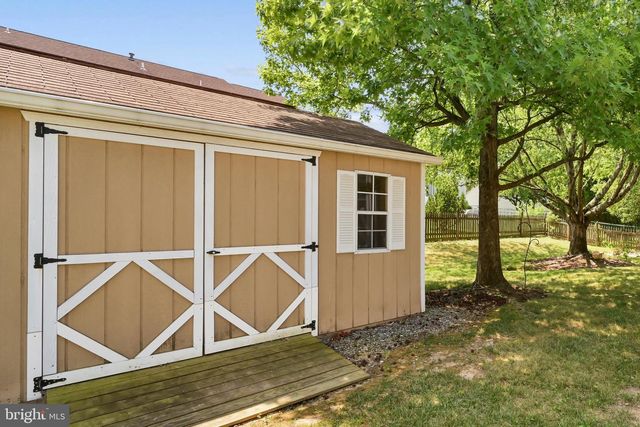 114 HILL RD, Blandon, PA 19510