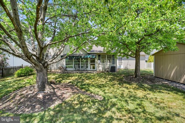 114 HILL RD, Blandon, PA 19510