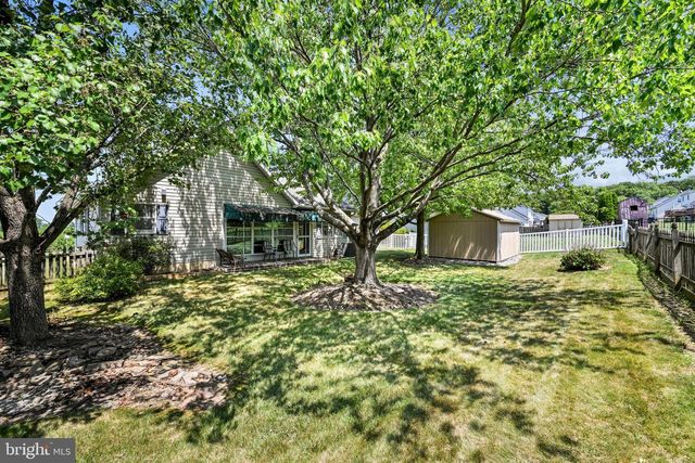 114 HILL RD, Blandon, PA 19510