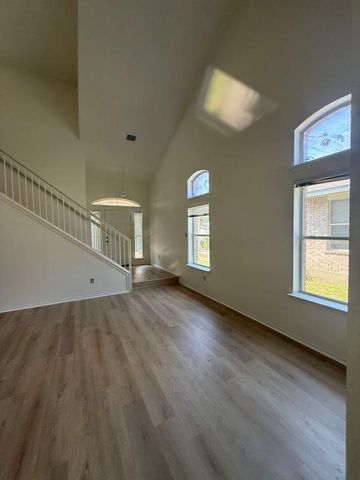 15316 Lady Elizabeth LN, Pflugerville, TX 78660