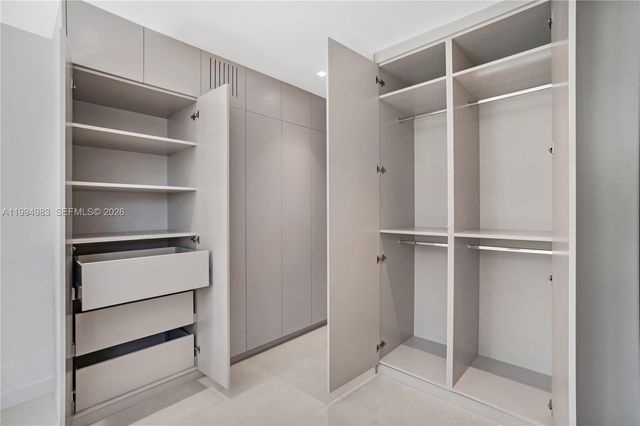 6207 SW 10th St, West Miami, FL 33144