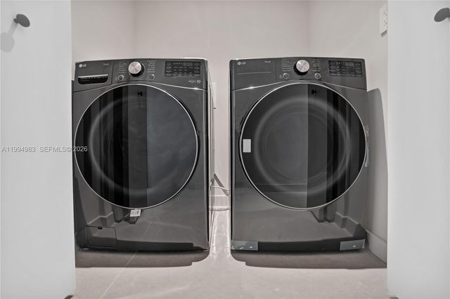 6207 SW 10th St, West Miami, FL 33144