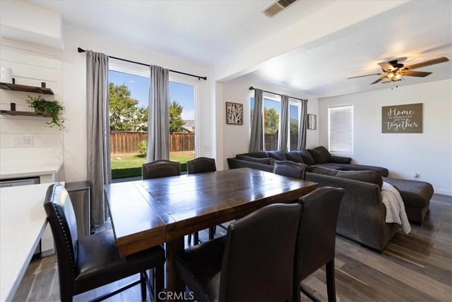 1823 Roanoke Street, San Jacinto, CA 92582