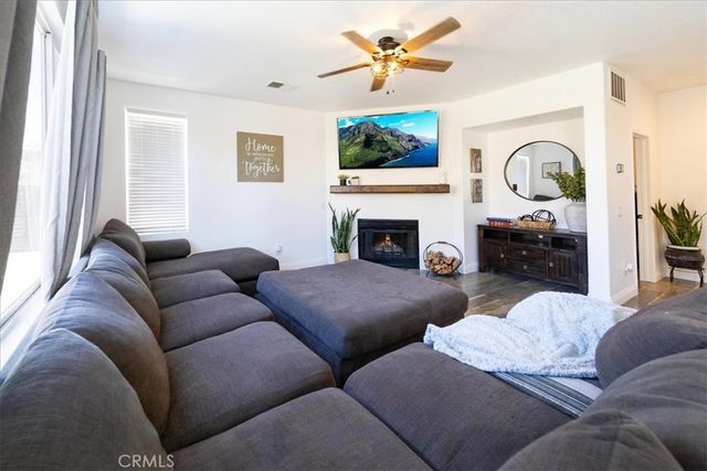 1823 Roanoke Street, San Jacinto, CA 92582