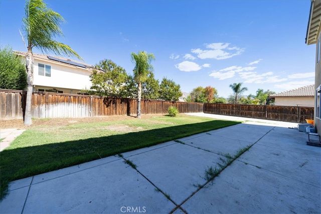 1823 Roanoke Street, San Jacinto, CA 92582