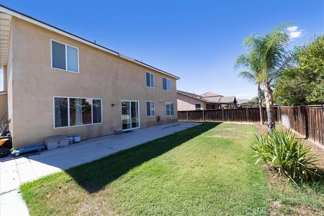 1823 Roanoke Street, San Jacinto, CA 92582