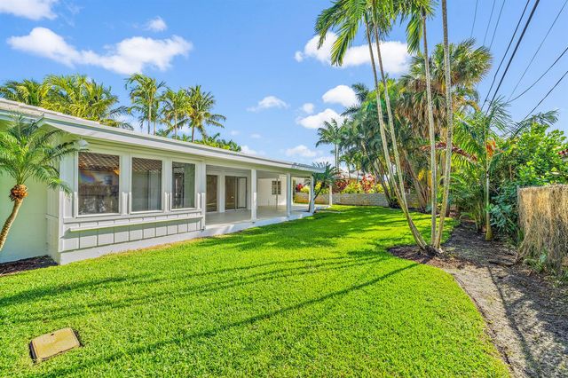 210 Russlyn Drive, West Palm Beach, FL 33405